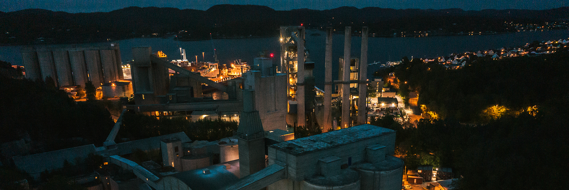 Brevik CCS by night